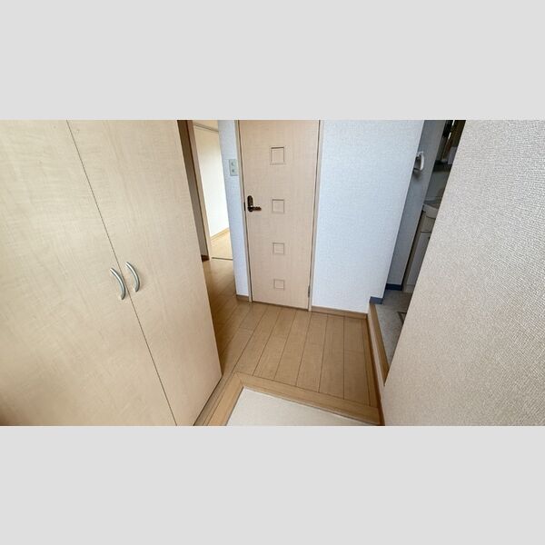 サフィール　A・BA202号室 玄関