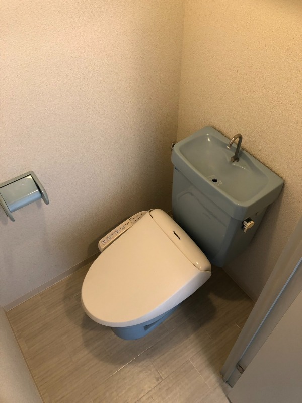 パティオ市ヶ尾2階 トイレ