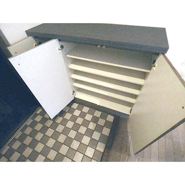 パークヒル飯山満1・2・3 玄関