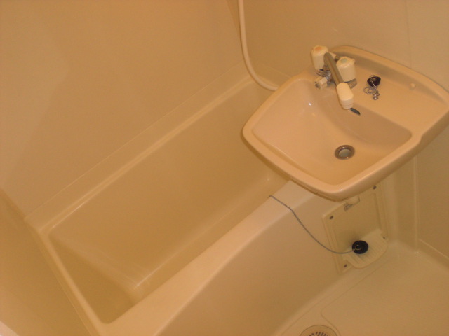 レオパレスリブェール西原 お風呂