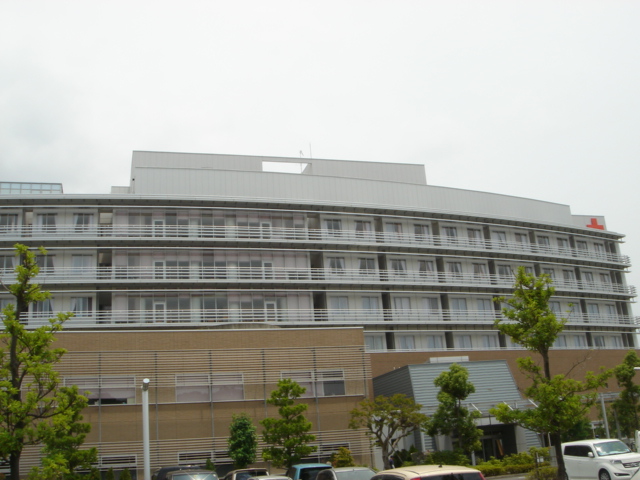 サンライズ 秦野赤十字病院まで1,300ｍ