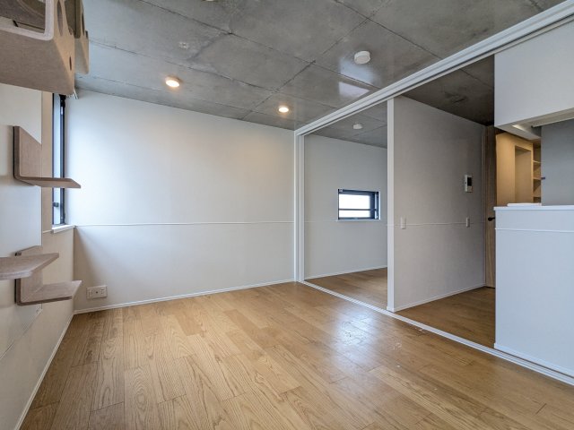 フラッフィー落合南長崎0401号室 リビング