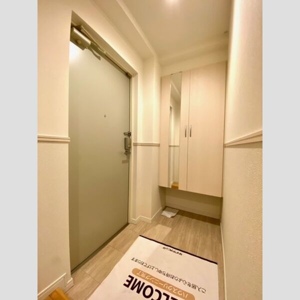 Haleakala岡本101号室 玄関