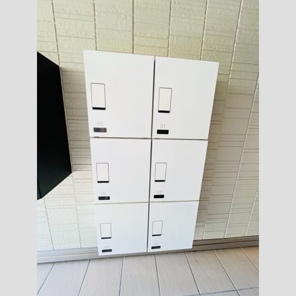 マ・メゾン鵠沼花沢　B205号室 宅配ボックス