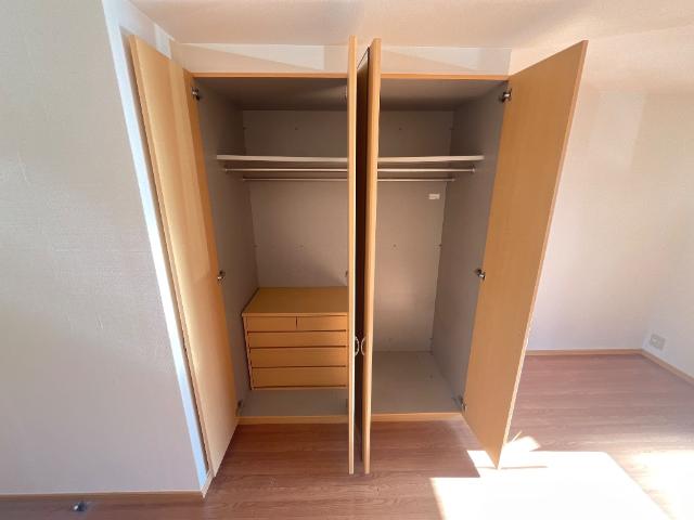 ティアラ クローゼット