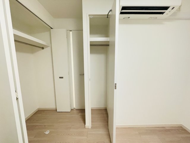 SYFORME NEXT IKEBUKURO WEST405号室 収納