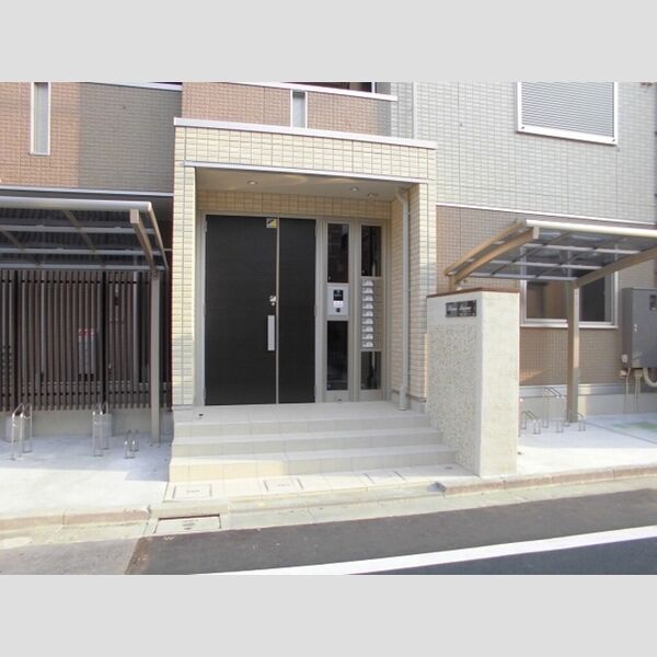 プライム メゾン201号室 エントランス