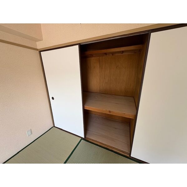 山口マンション 収納