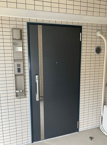 ルネサンス南柏駅前 内装工事前の写真です。