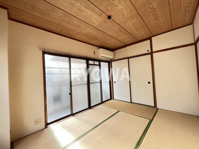 山崎マンション2階 掲載の写真は退去前の写真となります。