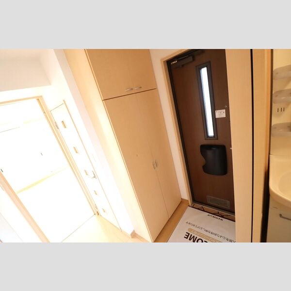 セルブランド　S棟・L棟 玄関