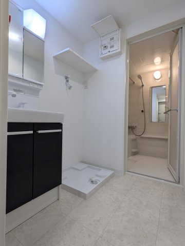 グランピア中野坂上0101号室 ロビー