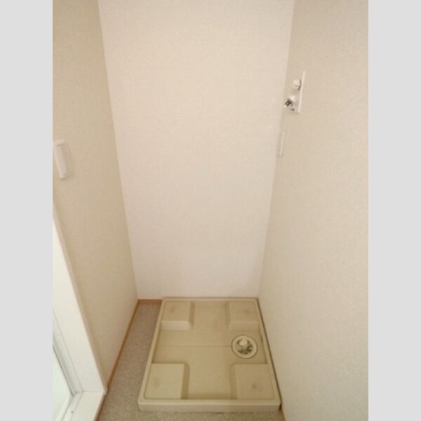 グランドソレイユ　B棟203号室 室内洗濯機置場