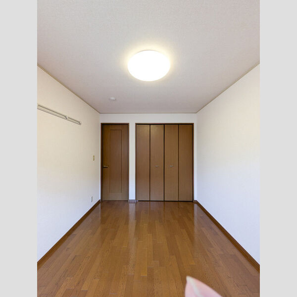 Tサクセッソ203号室 洋室