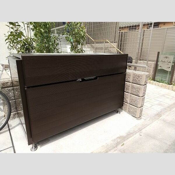 プランドール西武201号室 敷地内ゴミBOX