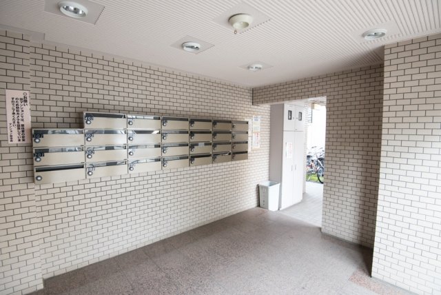 ルーブル豊玉 エントランス