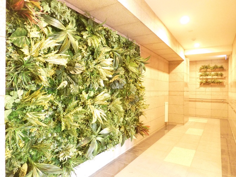 IL MEZZO DI TOKYO，UNO5階 ウォールグリーン壁面緑化