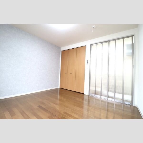 ハイツ定栄　E107号室 居室