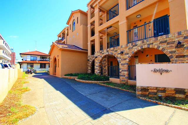 デルフィーノ2階 外観