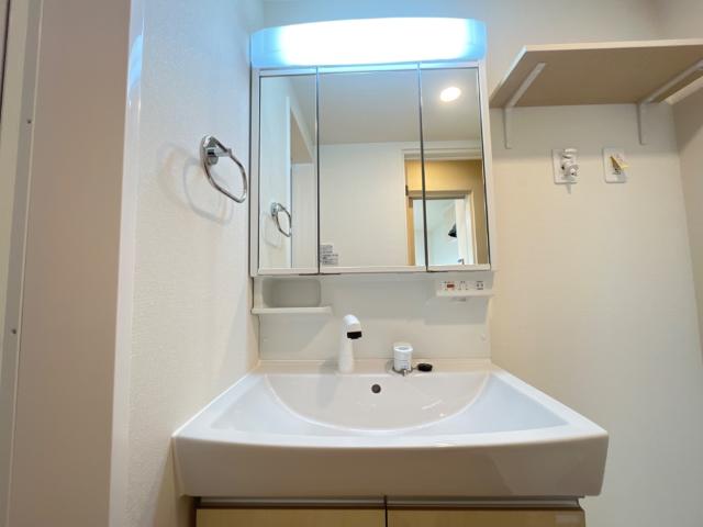 スライヴ103号室 洗髪洗面化粧台