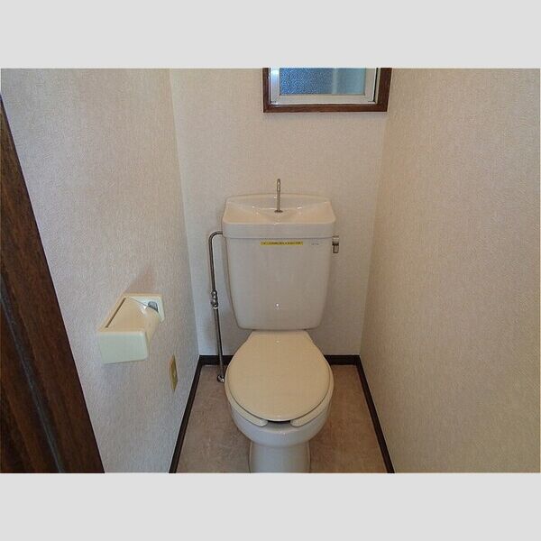 サウスコーポA202号室 トイレ