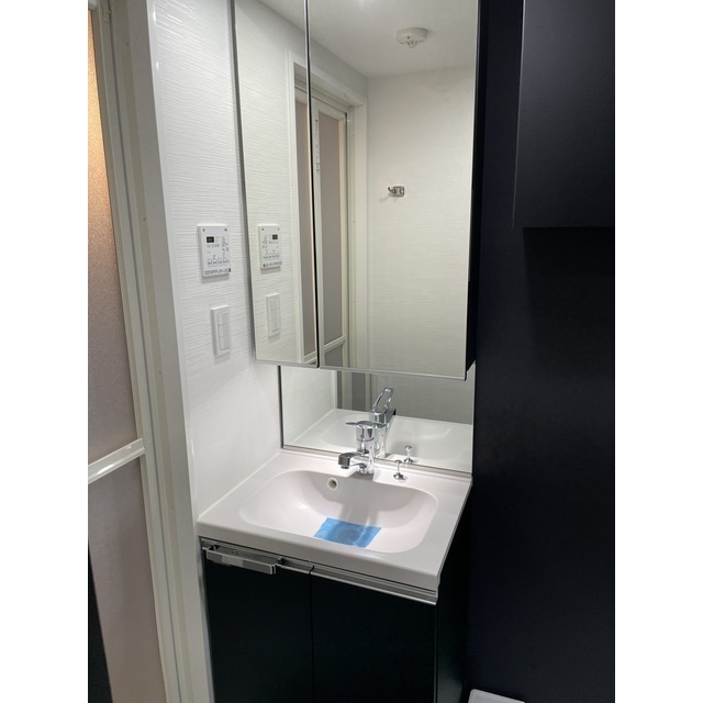 ロアール東向島2階 内観