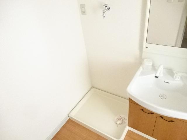 ランゲスレーベン　五月台201号室 洗濯機置場