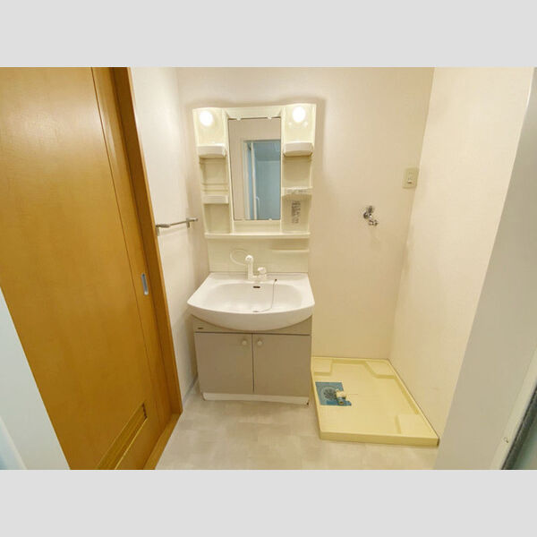 モニュメントスクウェア　弐番館 弐番館104号室　洗面所