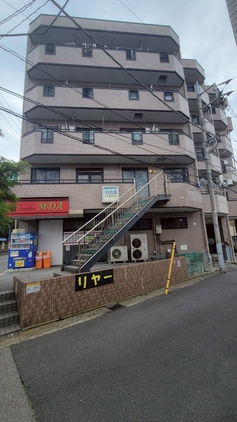 STROM　WESTEN 外観