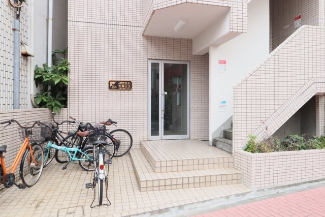 スカイコート大森山王3階 エントランス