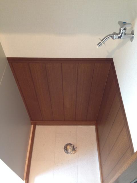 アーバンスクエア江原町Ｃ棟0107号室 洗濯機置き場