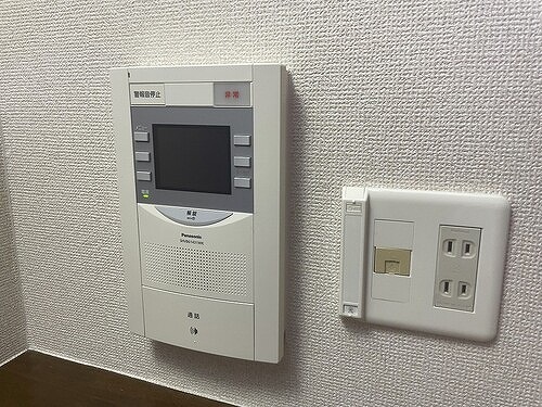 レクセルプラザ西川口5階 ＴＶモニタ付インターホン　※2023年3月撮影