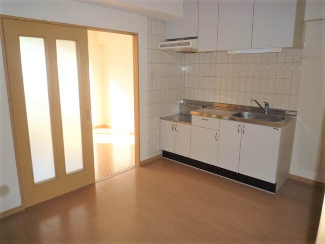 モノリス湘南 室内明るいです