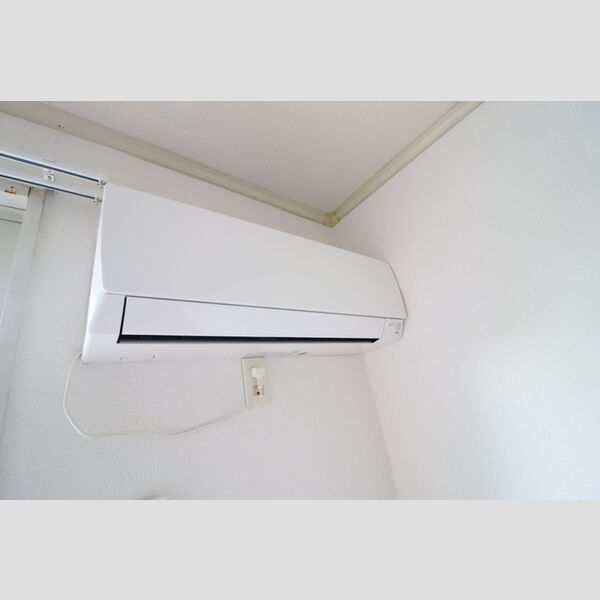 ファーストヴューラ　六番館102号室 エアコン