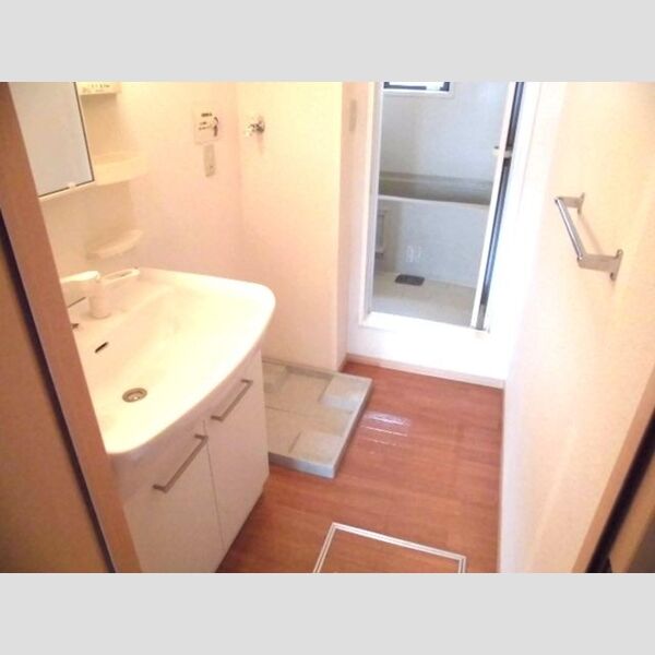 グランメール桜町　B101号室 洗面所