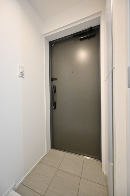 Ｔｈｅ　Ｒｅｓｉｄｅｎｃｅ　Ｎｉｈｏｎｂａｓｈｉ5階 玄関