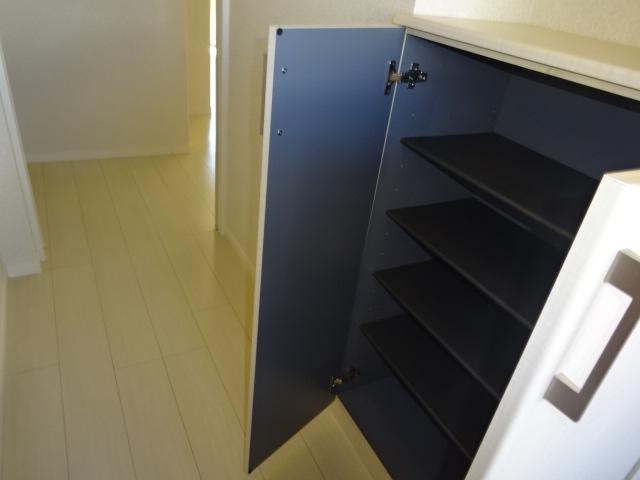 フリージアハイム 下駄箱