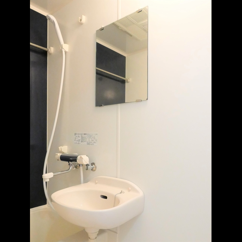 ARTESSIMO LINK BREZZA 内観