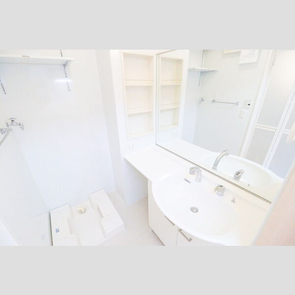 I.ヴィレッジ　EAST103号室 洗髪洗面化粧台