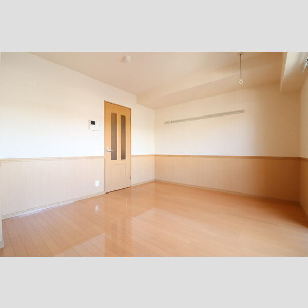 ウィスタリア410号室 ★洋室8.7帖★