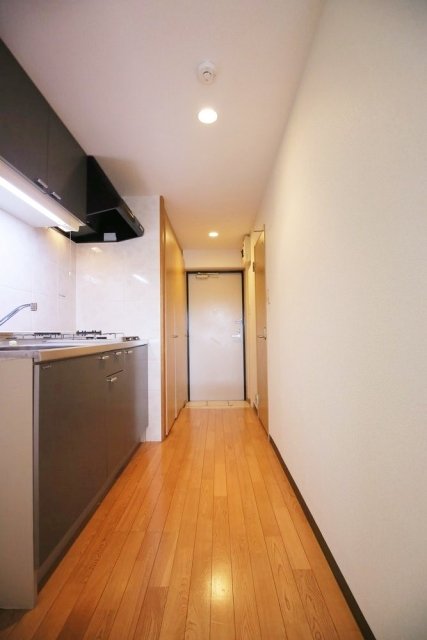 ガーデンクレスト１７１４3階 玄関