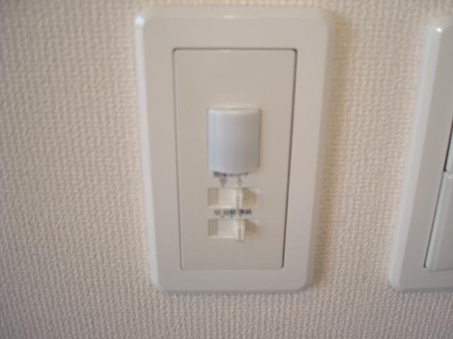 ミル　フルール103号室 人感センサー
