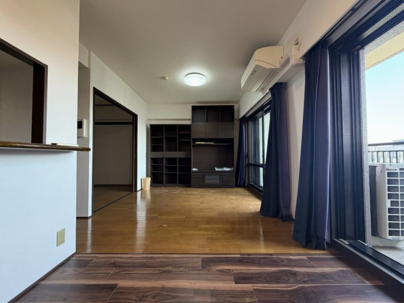 ラミーユ浦和ハイライズ　ファーストキャッスル　５１６号室 リビング