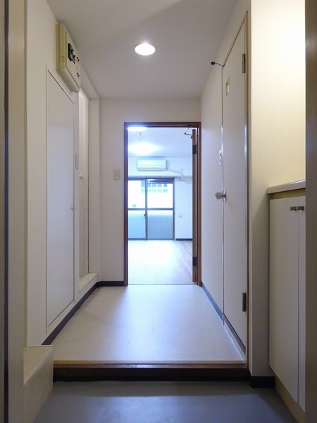 ライオンズマンション伊勢佐木町第二 玄関