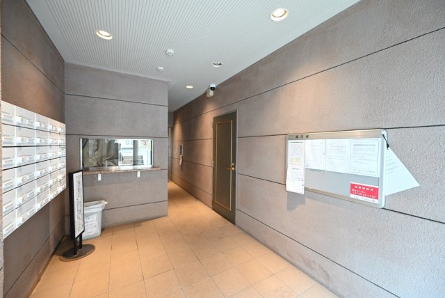 ロイヤルアメニティー東池袋 エントランス