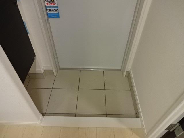 カーサ麹町 玄関