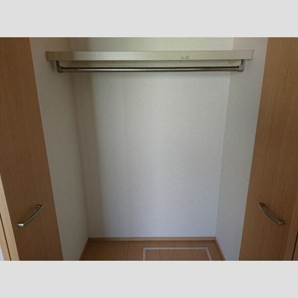 アモーレ　Ⅱ 収納