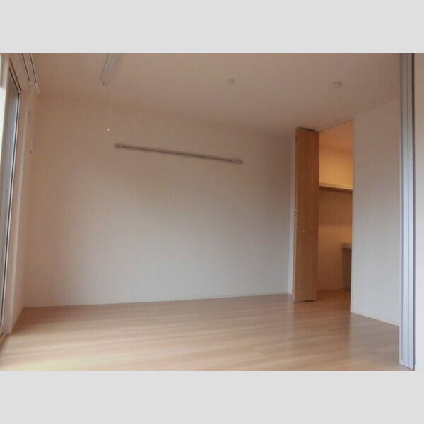 サザンハート吉岡　B棟101号室 洋室