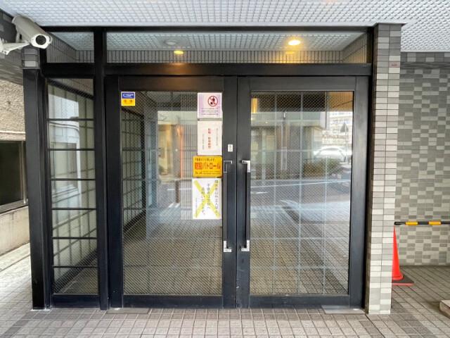 ネオマイム横浜台町 エントランス