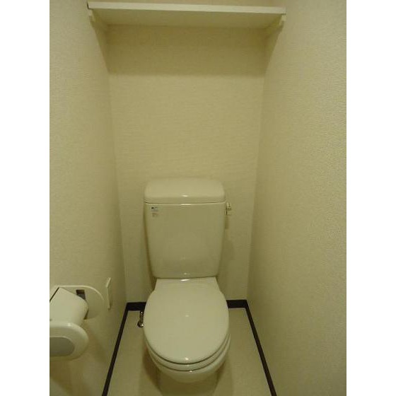 Supreme　Tsukishima トイレ